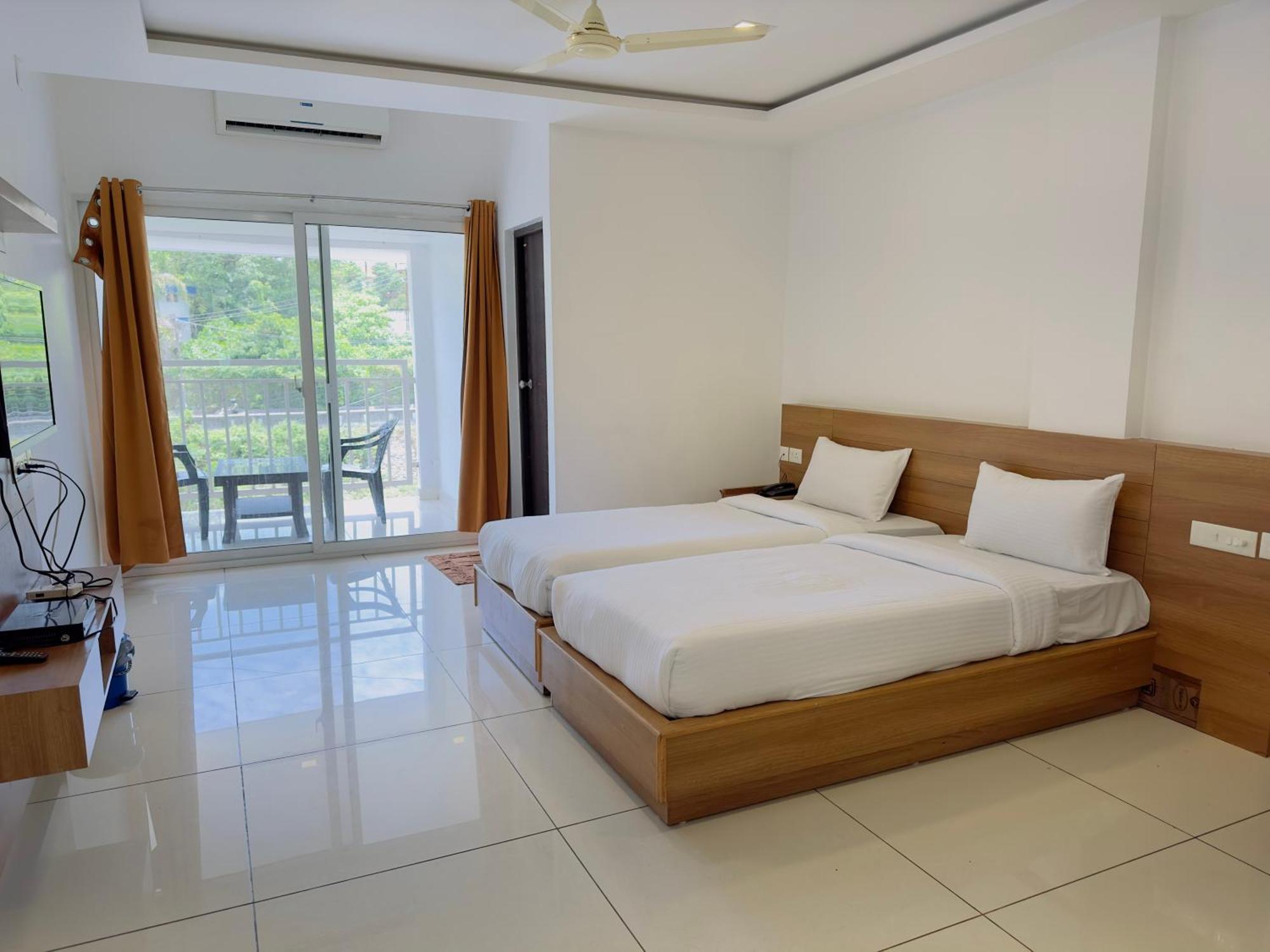 Hotel Lets Stay Kochi Eksteriør billede